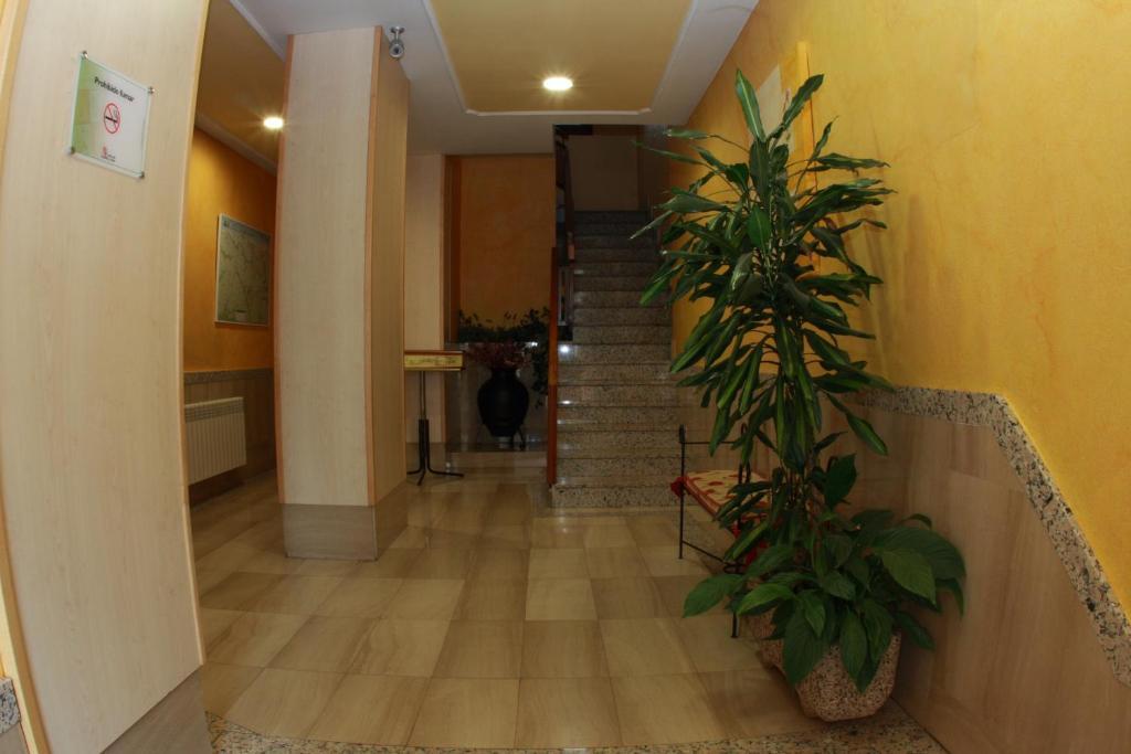 Hostal Torres San Leonardo de Yagüe Zewnętrze zdjęcie