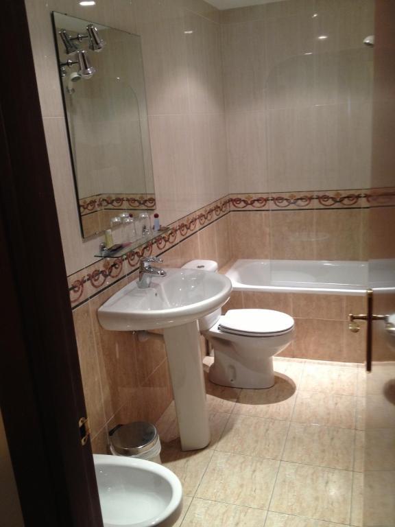 Hostal Torres San Leonardo de Yagüe Pokój zdjęcie